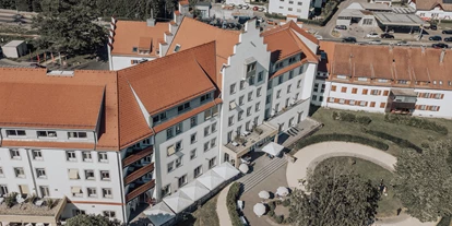 Nozze - Umgebung: mit Seeblick - Möggers - Blick auf das Sentido Seehotel Am Kaiserstrand vom Bodensee aus.  - Seehotel am Kaiserstrand