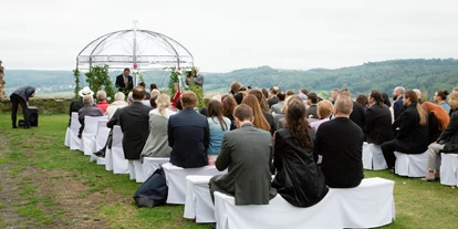 Wedding - Art der Location: Burg - Austria - Feiert eure Hochzeit unter freiem Himmel auf der Burg Güssing im Südburgenland. - Burg Güssing