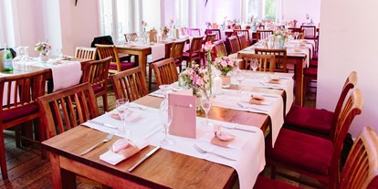 Hochzeit - Art der Location: Restaurant - PLZ 47199 (Deutschland) - Gerne zeigen wir Ihnen unsere Räumlichkeiten persönlich.  - Villa Au