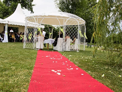 Bruiloft - Art der Location: Hotel - Oostenrijk - Für unsere Brautpaare rollen wir am Niederösterreichischen Hof den roten Teppich aus. - Grandhotel Niederösterreichischer Hof