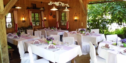 Bruiloft - Trauung im Freien - Nonnenhöfen - Hochzeit in der Pfluaghitt´n - Wildkräuterhotel Steinschalerhof