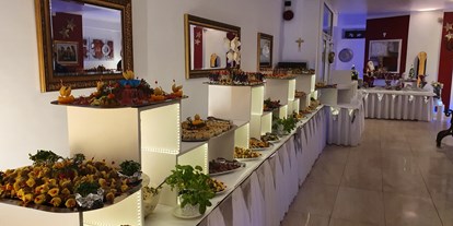 Hochzeit - Geeignet für: Firmenweihnachtsfeier - PLZ 53757 (Deutschland) - Italienisch Ristorante Haus Burger Linde