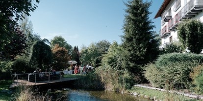 Hochzeit - Art der Location: ausgefallene Location - Pustertal - Garten mit Teich - Stadl/Hotel/Restaurant Alte Goste