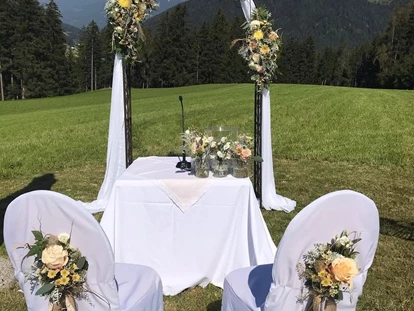 Hochzeit - Geeignet für: Eventlocation - Afers - Freie Hochzeit im Feld - Stadl/Hotel/Restaurant Alte Goste