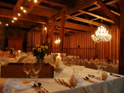Wedding - Umgebung: am Land - Afers - Stadl/Fienile - Stadl/Hotel/Restaurant Alte Goste