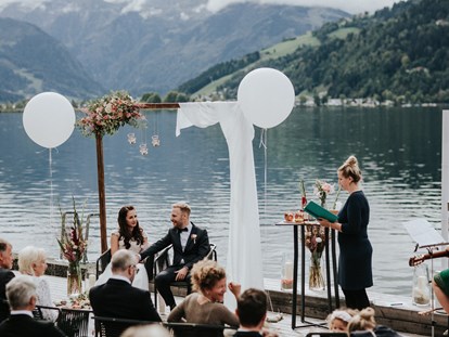 Hochzeit - Art der Location: Restaurant - Dienten am Hochkönig - Lasst euch direkt am Zeller See trauen. Das Seehotel Bellevue stellt die perfekte Location zur Verfügung. - Seehotel Bellevue****s