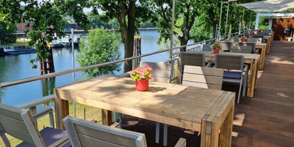 Hochzeit - Art der Location: im Freien - PLZ 45128 (Deutschland) - Eure Traumhochzeit direkt am Rheinkanal. - Restaurant Bootshaus Herne