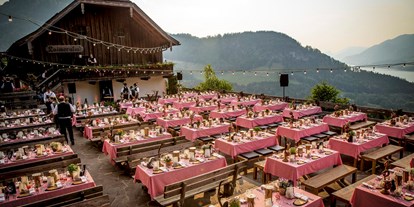 Hochzeit - externes Catering - Stadln (Weißenkirchen im Attergau) - Eure Hochzeitsfeier unter freiem Himmel auf der Laimeralm in Strobl. - Laimeralm