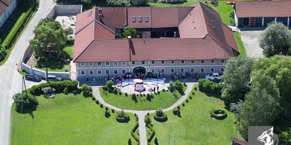 Hochzeit - interne Bewirtung - Enns - Unser Gutshof aus der Vogelperspektive - Stadlerhof Wilhering
