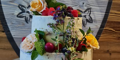 Hochzeit - Geeignet für: Firmenweihnachtsfeier - Tirol - Hochzeitstorte NAKED CAKE - Berghotel Gerlosstein