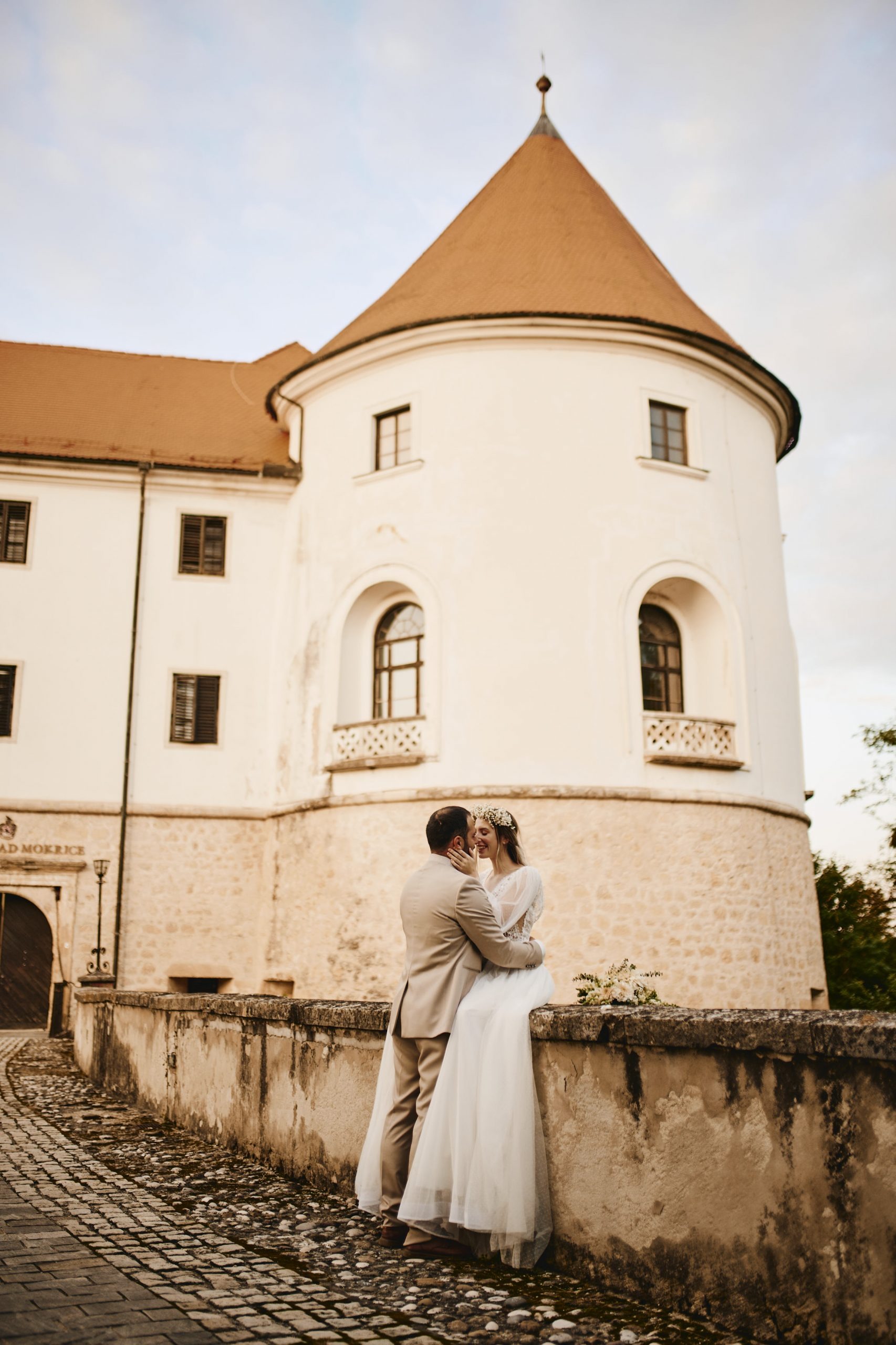Hochzeitslocation -     Märchenhafte Schlosshochzeit im historischen Schloss Mokrice in Slowenien. - Schloss Mokrice