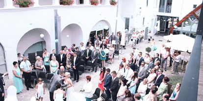 Hochzeit - Geeignet für: Hochzeit - Rosenburg - Heiraten im geschichtsträchtigen Innenhof - Vierzigerhof - ein malerischer Arkadenhof mit Vintage-Charme