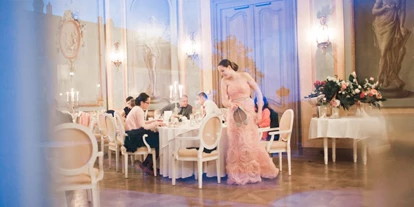 Hochzeit - Art der Location: Schloss - Hotel CHÂTEAU BÉLA - eine ganz besondere Hochzeitslocation in der Slowakei.
Foto © stillandmotionpictures.com - Hotel CHÂTEAU BÉLA