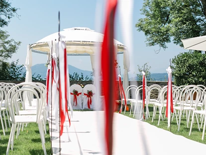 Hochzeit - Hochzeitsessen: mehrgängiges Hochzeitsmenü - St. Georgen am Längsee - standesamtliche Hochzeit im Garten  - Schloss Maria Loretto am Wörthersee
