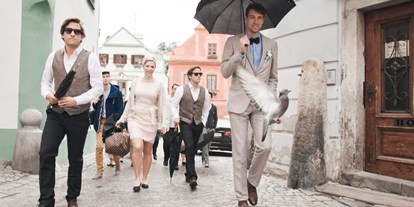 Hochzeit - Slowakei - Heiraten im Schloss Český Krumlov in der Slowakei. Das Schloss bietet eine Vielzahl unterschiedlicher Räume für die perfekte Hochzeit.
Foto © stillandmotionpictures.com - Schloss Krumlov