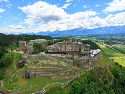 Mariage - Geeignet für: Hochzeit - Ossiach - Panorama-Aufnahme der Burg Landskron - Burg Landskron