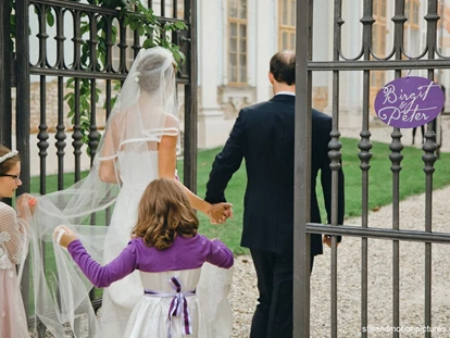 Hochzeit - Pamhagen - Feiern Sie Ihre Hochzeit im Barockschloss Halbturn im Burgenland.
Foto © stillandmotionpictures.com - Schloss Halbturn - Restaurant Knappenstöckl