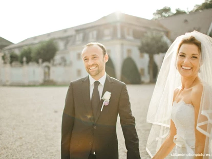 Hochzeit - Pamhagen - Feiern Sie Ihre Hochzeit im Barockjuwel Schloss Halbturn im Burgenland.
Foto © stillandmotionpictures.com - Schloss Halbturn - Restaurant Knappenstöckl