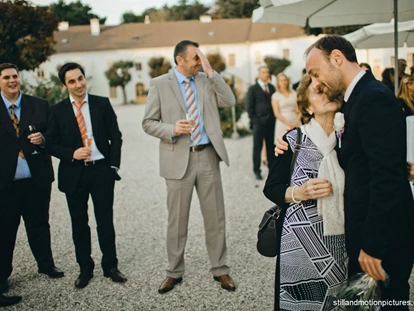 Hochzeit - Pamhagen - Feiern Sie Ihre Hochzeit im Barockjuwel Schloss Halbturn im Burgenland.
Foto © stillandmotionpictures.com - Schloss Halbturn - Restaurant Knappenstöckl
