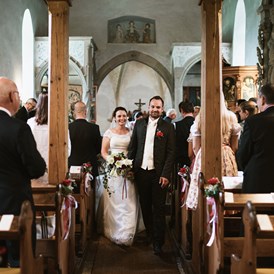 Hochzeit: Burgeigene Kapelle für kirchliche Trauungen
 - Heiraten auf Burg Guttenberg