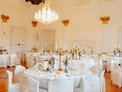 Bruiloft - Binau - Heiraten auf Schloss Horneck / Eventscheune