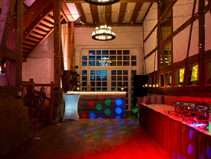 Bruiloft - Binau - Heiraten auf Schloss Horneck / Eventscheune