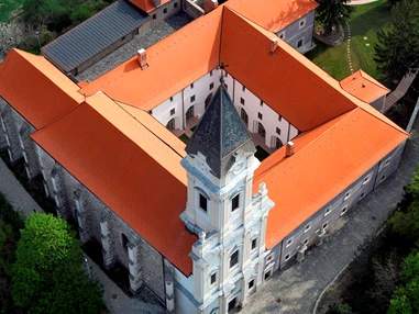 Hochzeitslocation: Klausurzentrum - Sopron Monastery Klausurzentrum