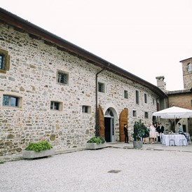 Hochzeit: Hochzeit im Castello di Buttrio in Italien.
Foto © henrywelischweddings.com - Castello di Buttrio