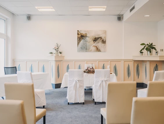 Hochzeitslocation: (C) Daniela Virag
Standesamt Indoor  - ABP Burgers