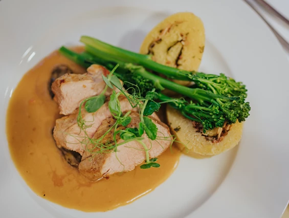 Hochzeitslocation: (C) Sarah Kreutzhuber - ABP Burgers