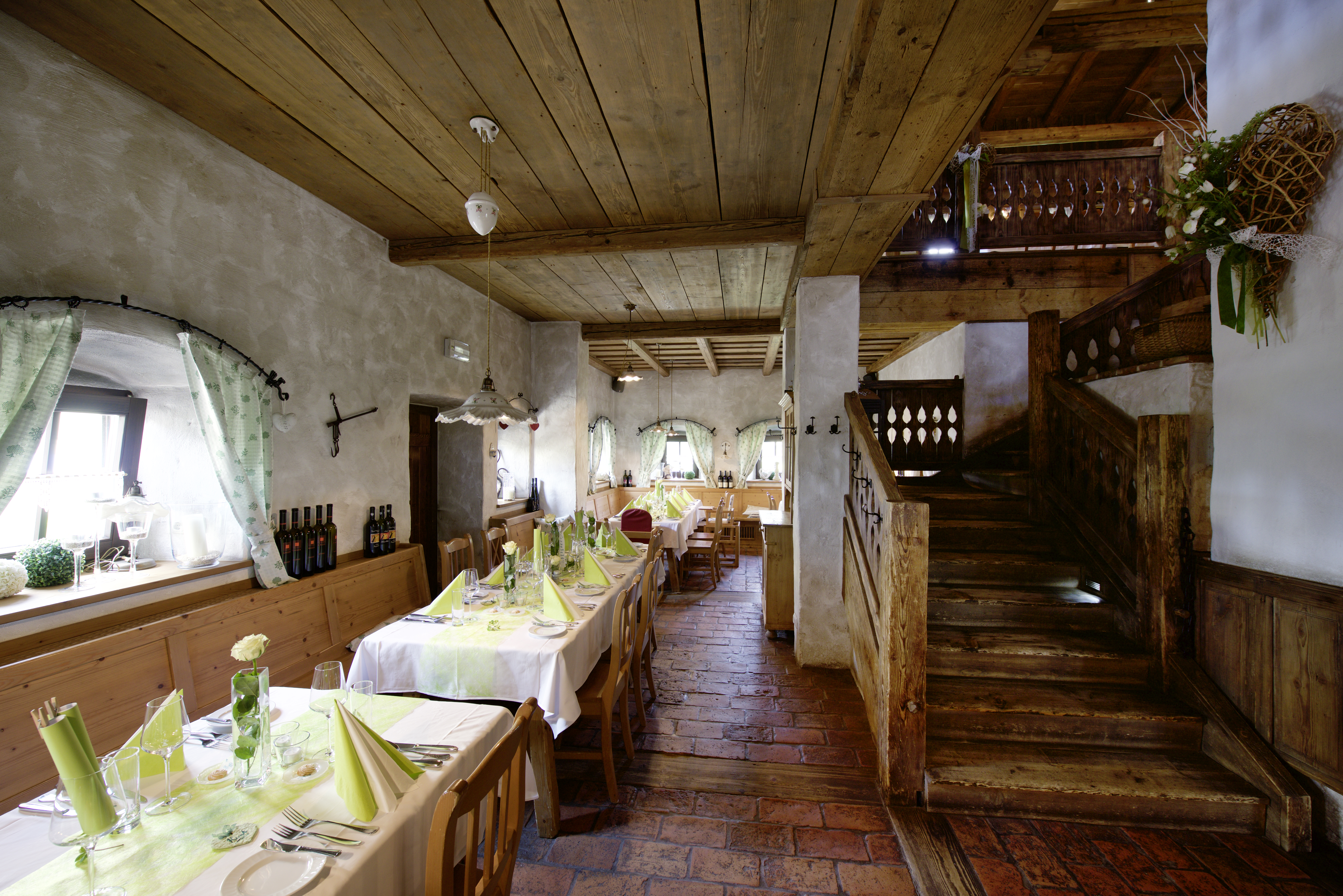 Eidenberger Alm Informatie over de balzalen Tiroler Alm - begane grond