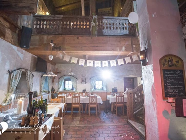 Hochzeitslocation: Eidenberger Alm