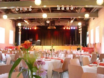 Bürgerzentrum Engelshof e.V. Information about the banquet halls Ballroom