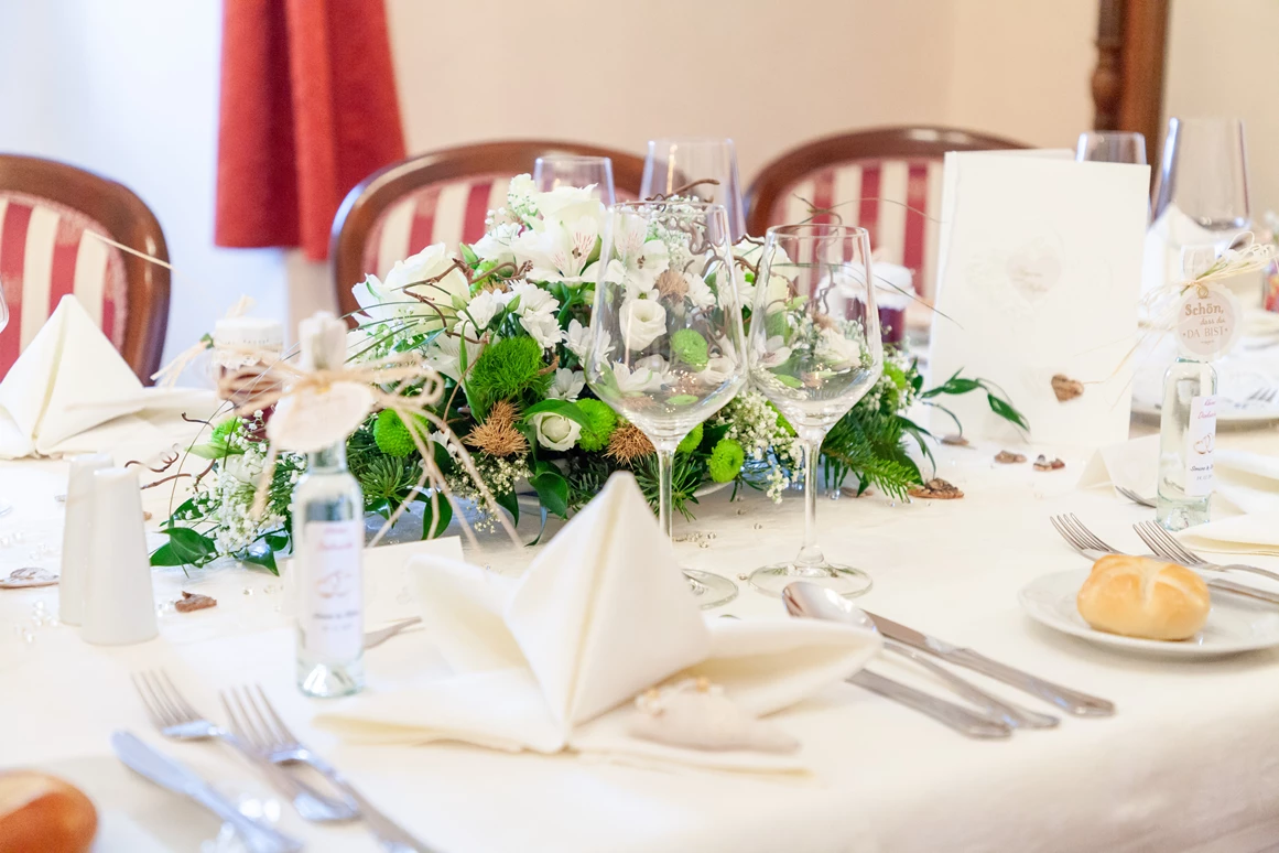 Hochzeitslocation: Schlosshotel Rosenau