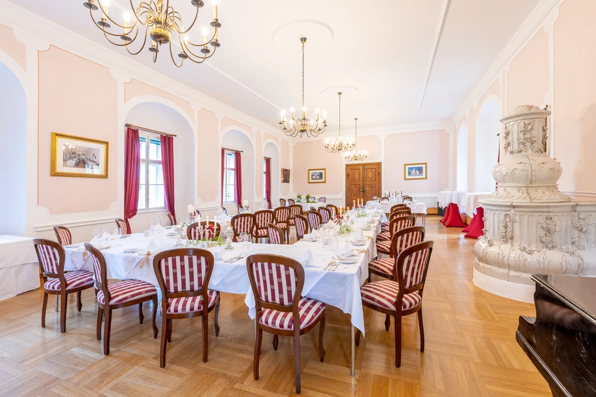 Hochzeitslocation: Schlosshotel Rosenau