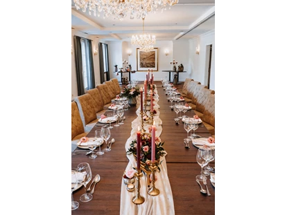 Hochzeit - Puch bei Hallein - Tafel im Salon Freisaal - ARCOTEL Castellani Salzburg