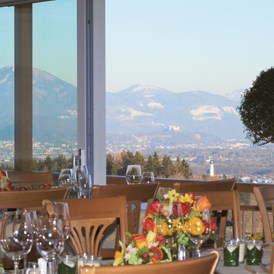 Hochzeit: Panoramarestaurant mit herrlichem Ausblick - das Besondere für Ihre Hochzeitsfeier - Gasthaus Ulrichshögl
