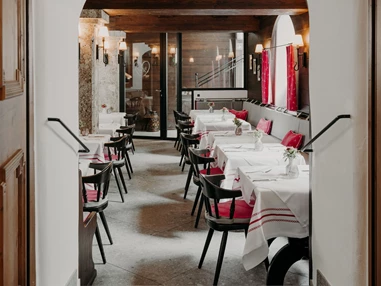 Hochzeitslocation: Hotel Goldener Hirsch*****