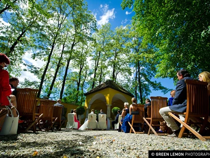 Mariage - Bezirk Leibnitz - Heiraten unter freiem Himmel im Schloss Ottersbach in der Steiermark.
Foto © greenlemon.at - Schloss Ottersbach