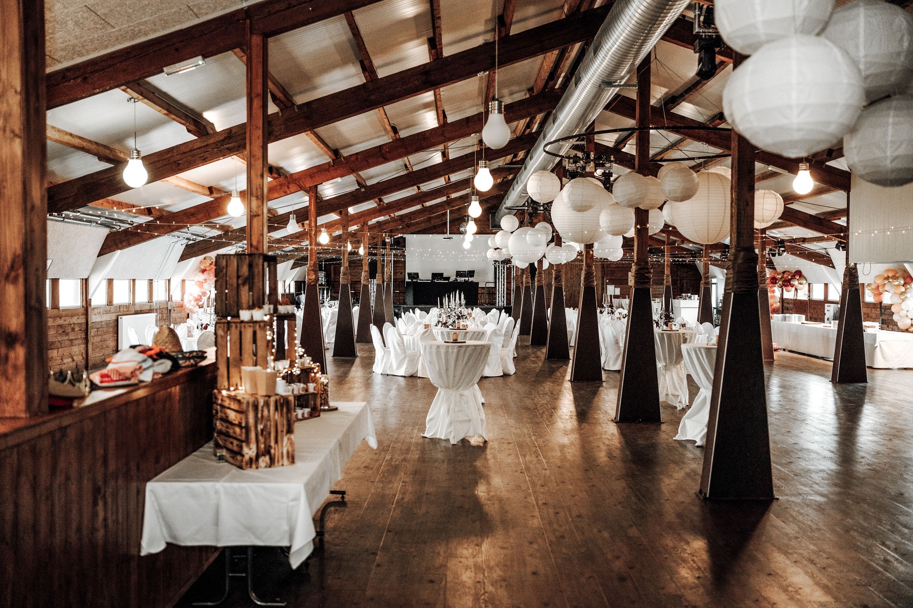 Hochzeit - Art der Location: Scheune - Allgäu / Bayerisch Schwaben - Laupheimer's Feststadl