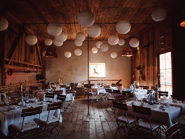 Hochzeitslocation: Historischer Dorfgasthof Hirsch