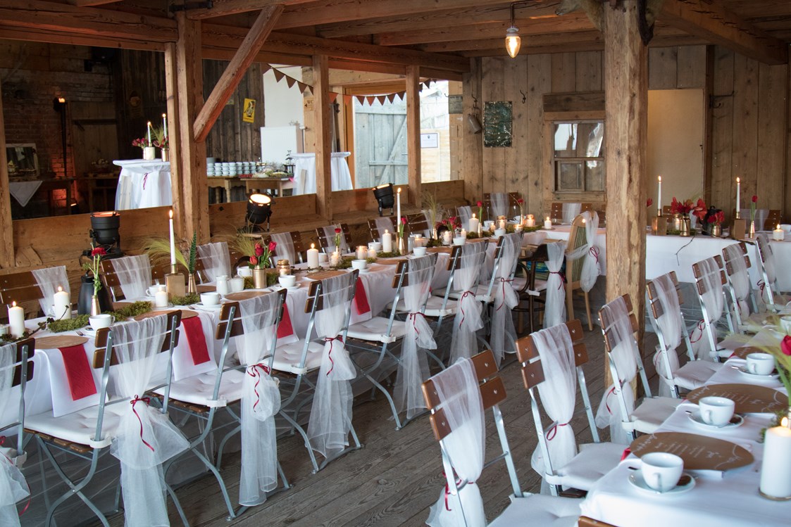Hochzeit: Historischer Dorfgasthof Hirsch