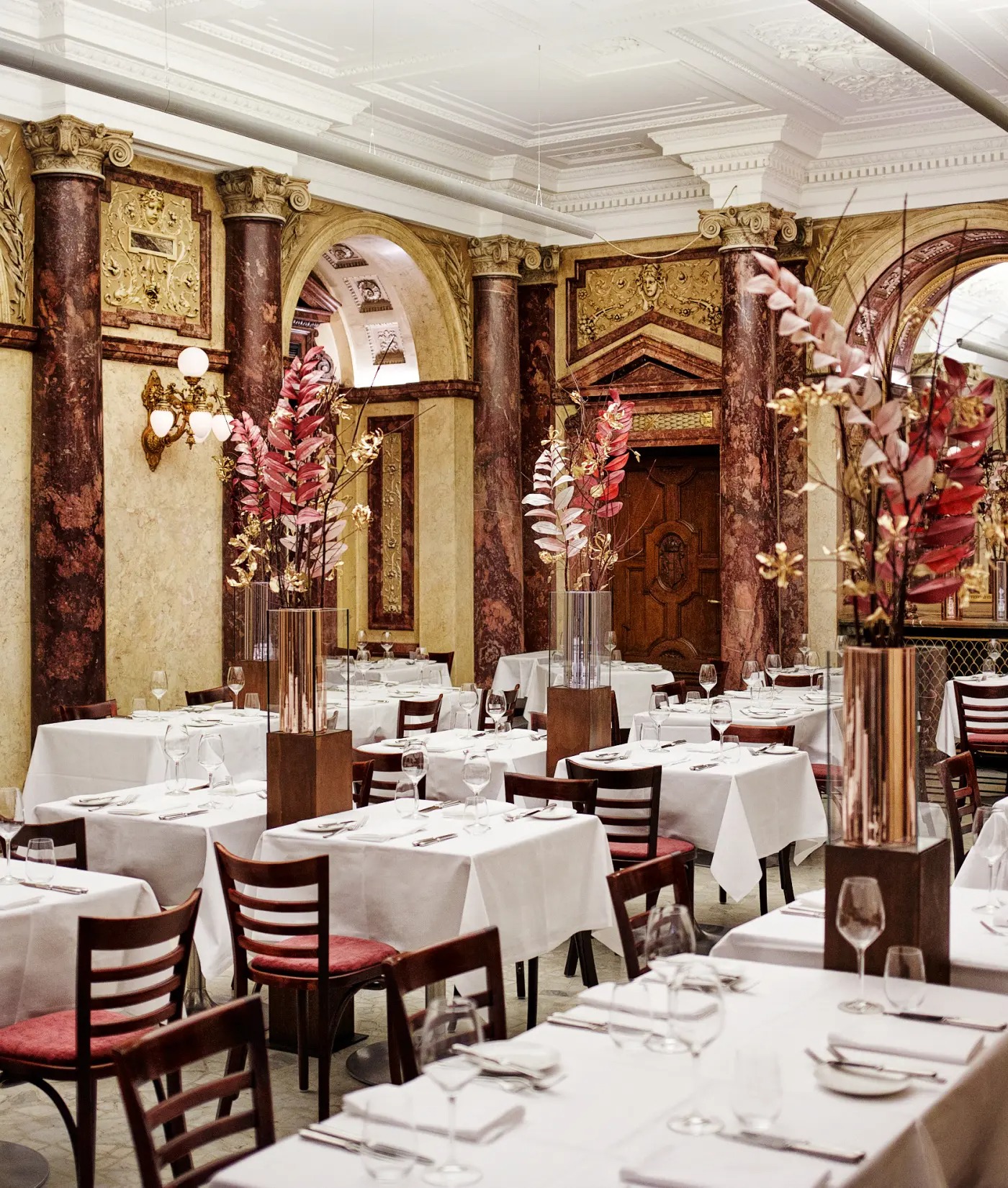 Hochzeit - Wien-Stadt Innere Stadt -     Elegante Hochzeit im historischen Ambiente des Vestibüls im Wiener Burgtheater. - Burgtheater (Restaurant Vestibül)