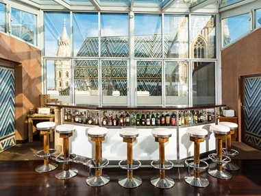 Hochzeitslocation: Bar mit Blick auf den Stephansdom - Ristorante Settimo Cielo