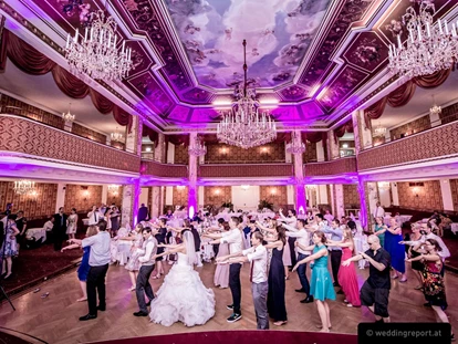 Hochzeit - Höbersdorf - Party der Hochzeitsgäste - Austria Trend Parkhotel Schönbrunn