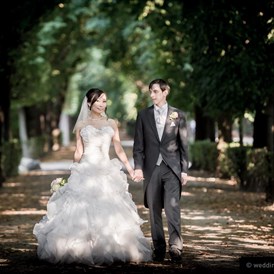 Hochzeit: ein schöner Spaziergang im Park - Austria Trend Parkhotel Schönbrunn