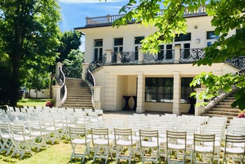 Hochzeit: Bestuhlung  - Klimt Villa