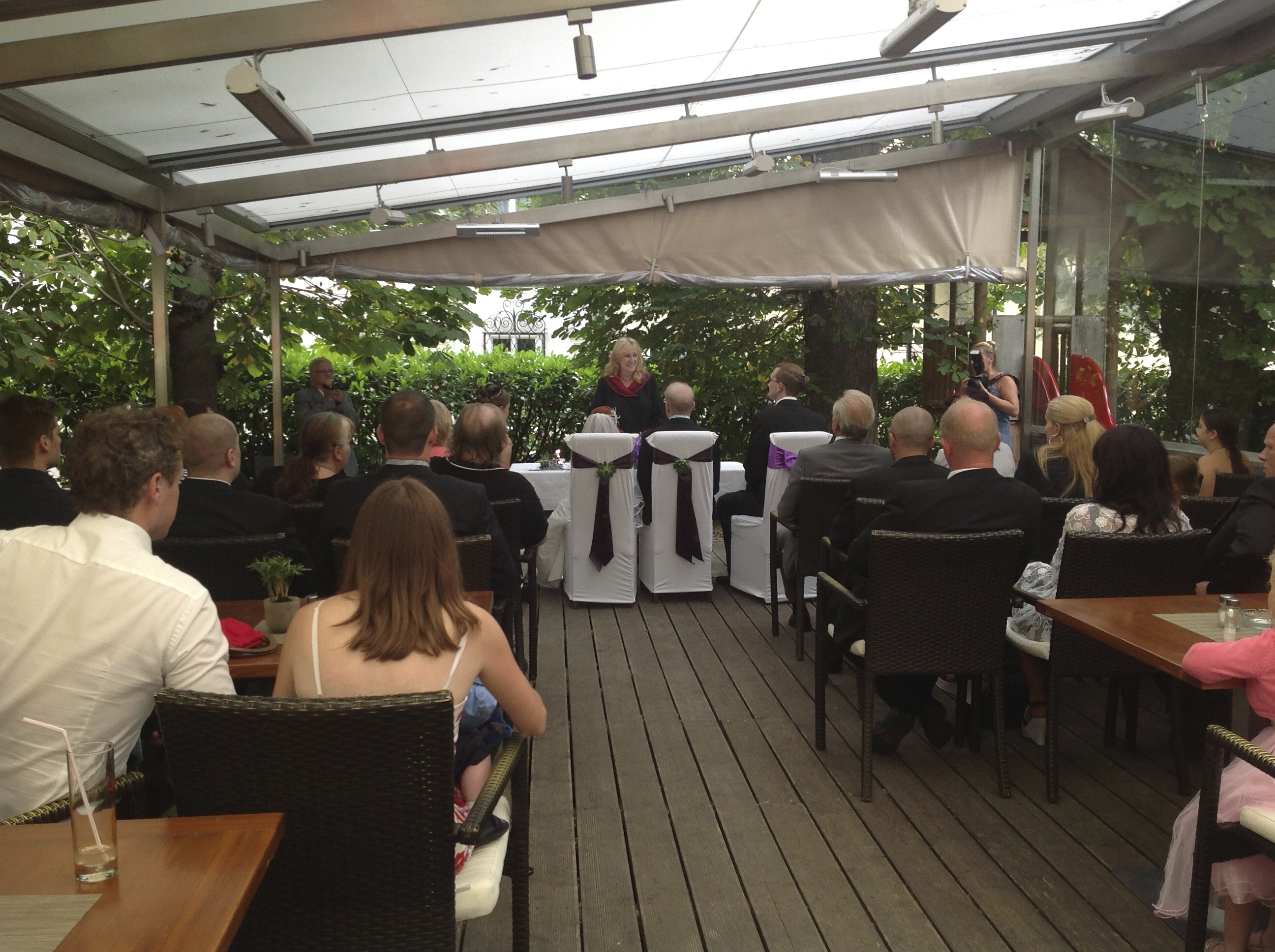 Hochzeit: Restaurant Neuland