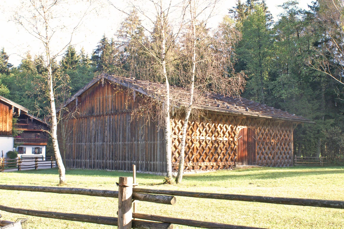 Hochzeitslocation: Bundwerkstadel im Salzburger Freilichtmuseum - Salzburger Freilichtmuseum
