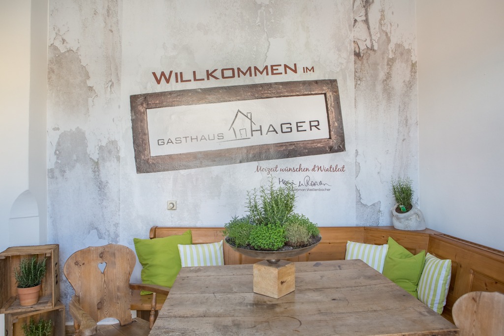 Matrimonio - Schleedorf -     Romantische Hochzeit im traditionsreichen Gasthaus Hager in Hallein
 - Gasthof Hager